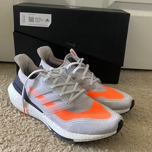 Men’s  Adidas Ultraboost Sneakers